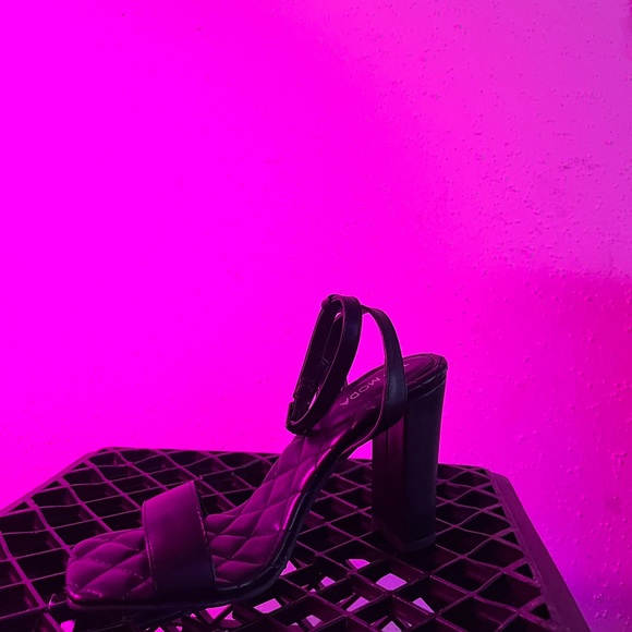 Black Open Toe Heels - Picture 7 of 7